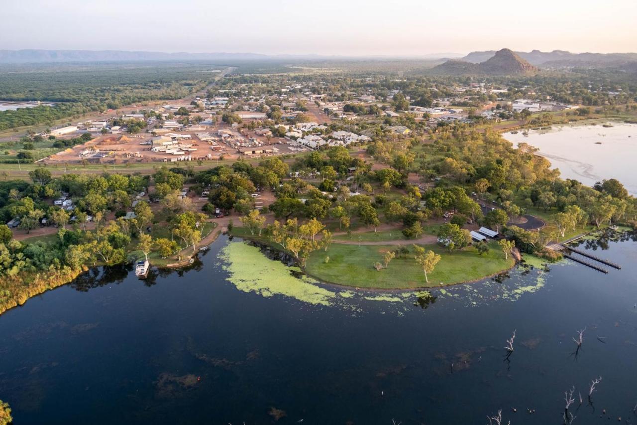 Kimberleyland Waterfront Holiday Park Kununurra Zewnętrze zdjęcie