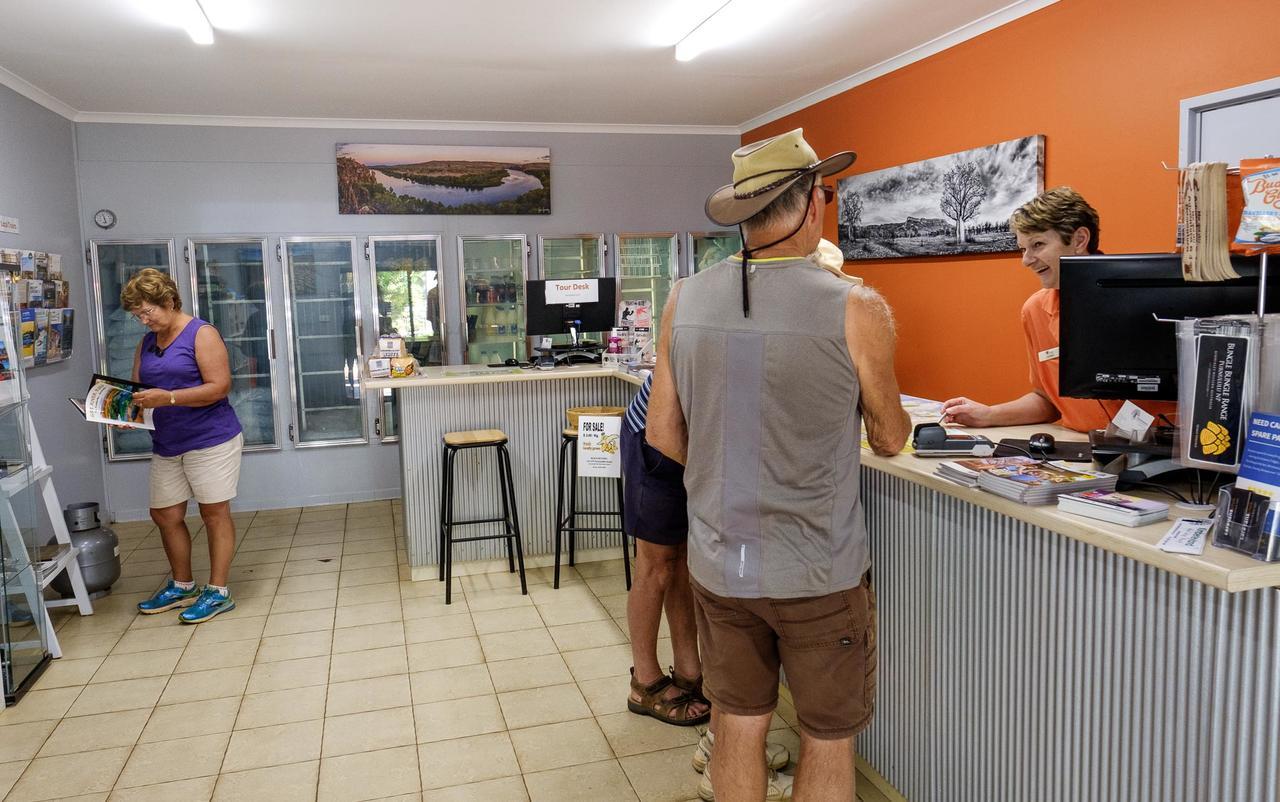 Kimberleyland Waterfront Holiday Park Kununurra Zewnętrze zdjęcie